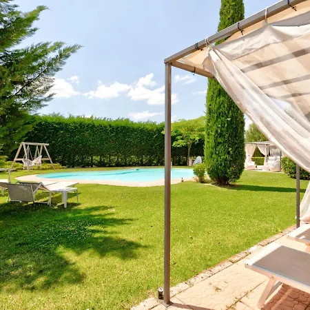 Casa de Férias With Pool And Spacious Park A Few Kilometres From Montepulciano Binami