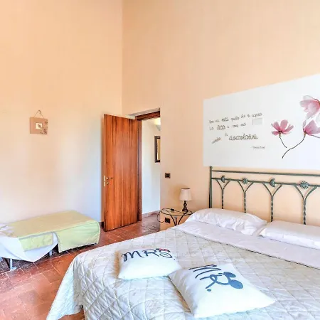 Casa de Férias With Pool And Spacious Park A Few Kilometres From Montepulciano *